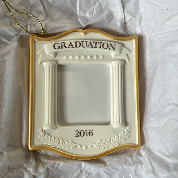 2016 Hallmark ornament Graduation 2016 - Picture 3 of 4